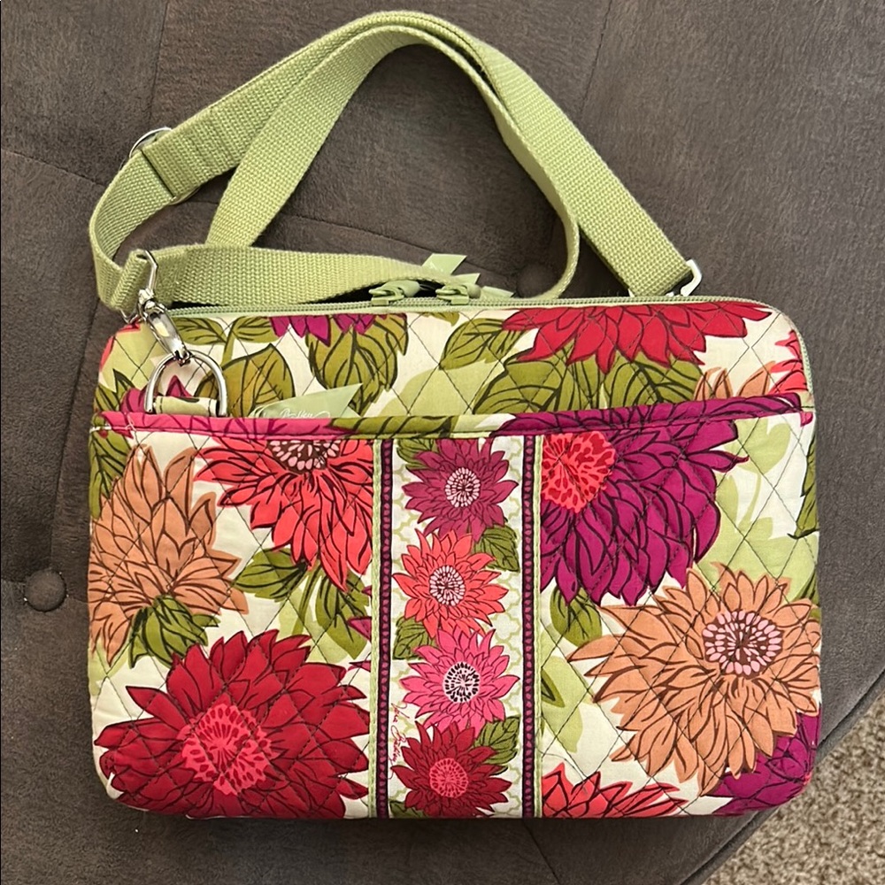 Vera Bradley Green and Red Tablet / iPad Carrier with Quilted Design - EUC